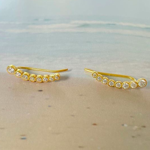 Cubic Zirconia Ear Crawler - Retail Therapy Jewelry