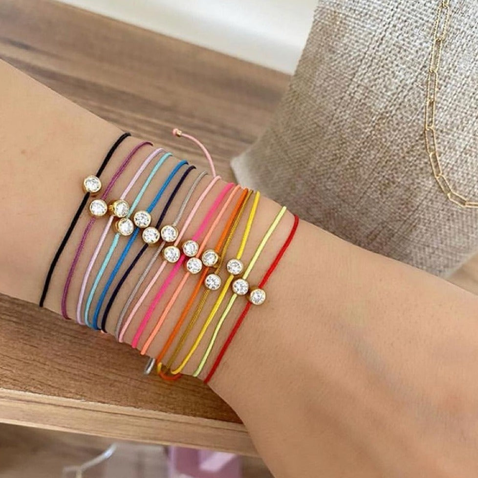Pullback Colorful Bezel Bracelet