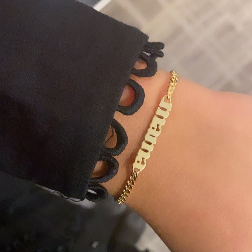 ‘mama’ Bracelet Big Link Chain - Retail Therapy Jewelry