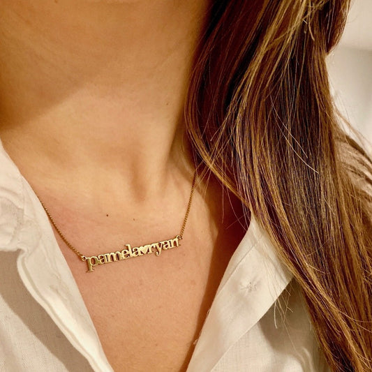 Leah Customized Name Necklace With Heart - Retail Therapy Jewelry