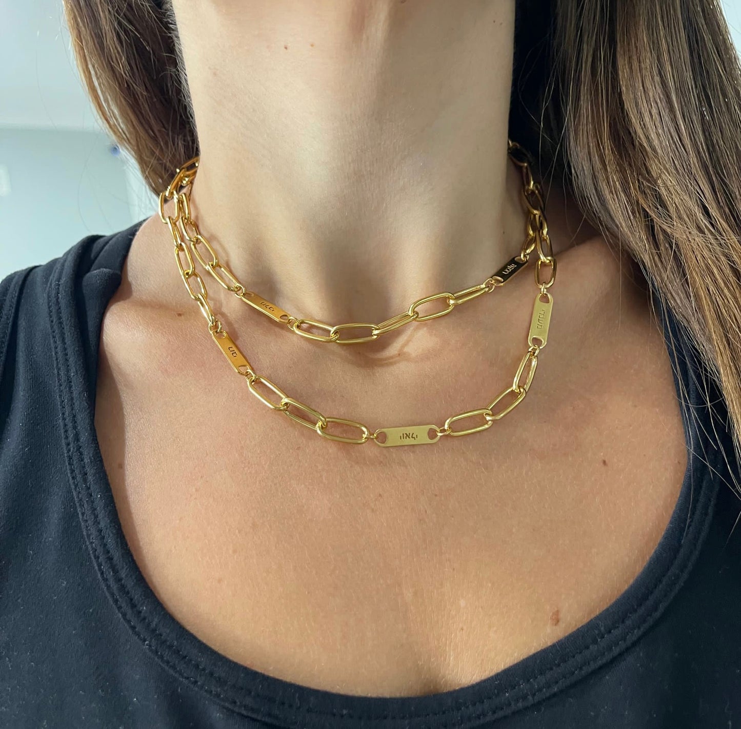 Chaya Paperclip Link Bar Nameplate Necklace