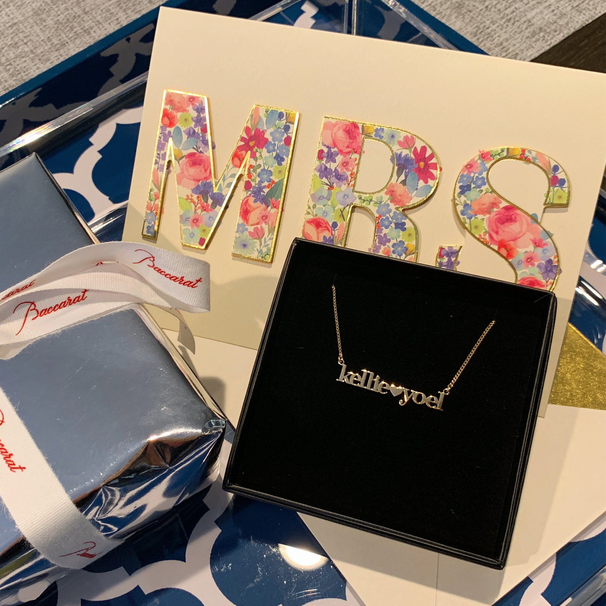 Leah Customized Name Necklace With Heart - Retail Therapy Jewelry