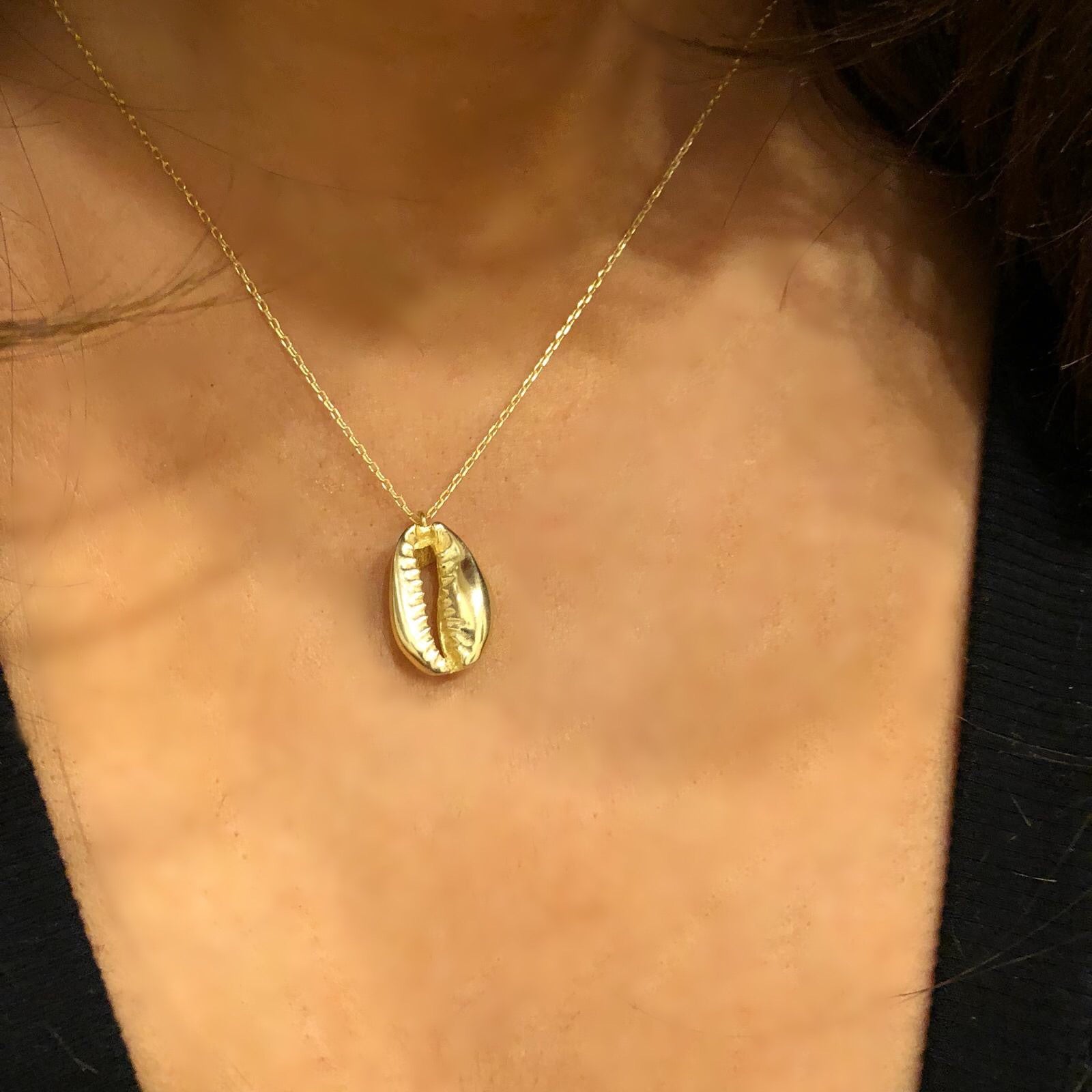 Gold Shell Necklace - Retail Therapy Jewelry