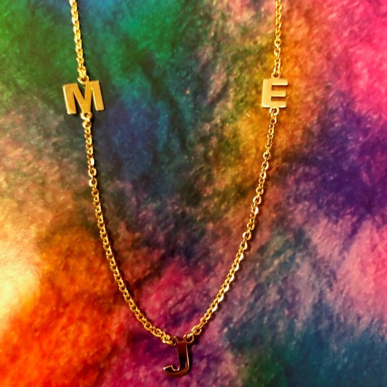Floating Initial Necklace - Retail Therapy Jewelry