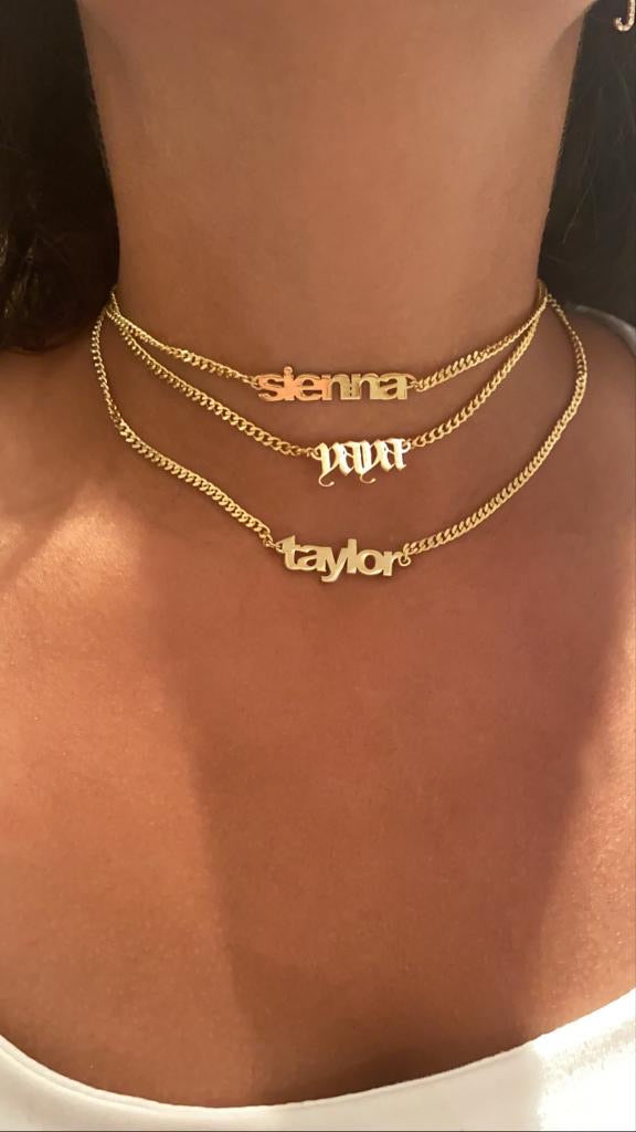 Sienna Bold Thick Chain Nameplate Choker